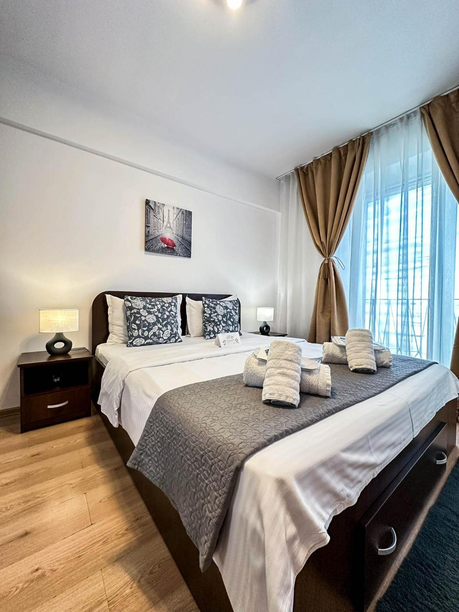 Sunrise Apartments City Center Bucureşti Ngoại thất bức ảnh