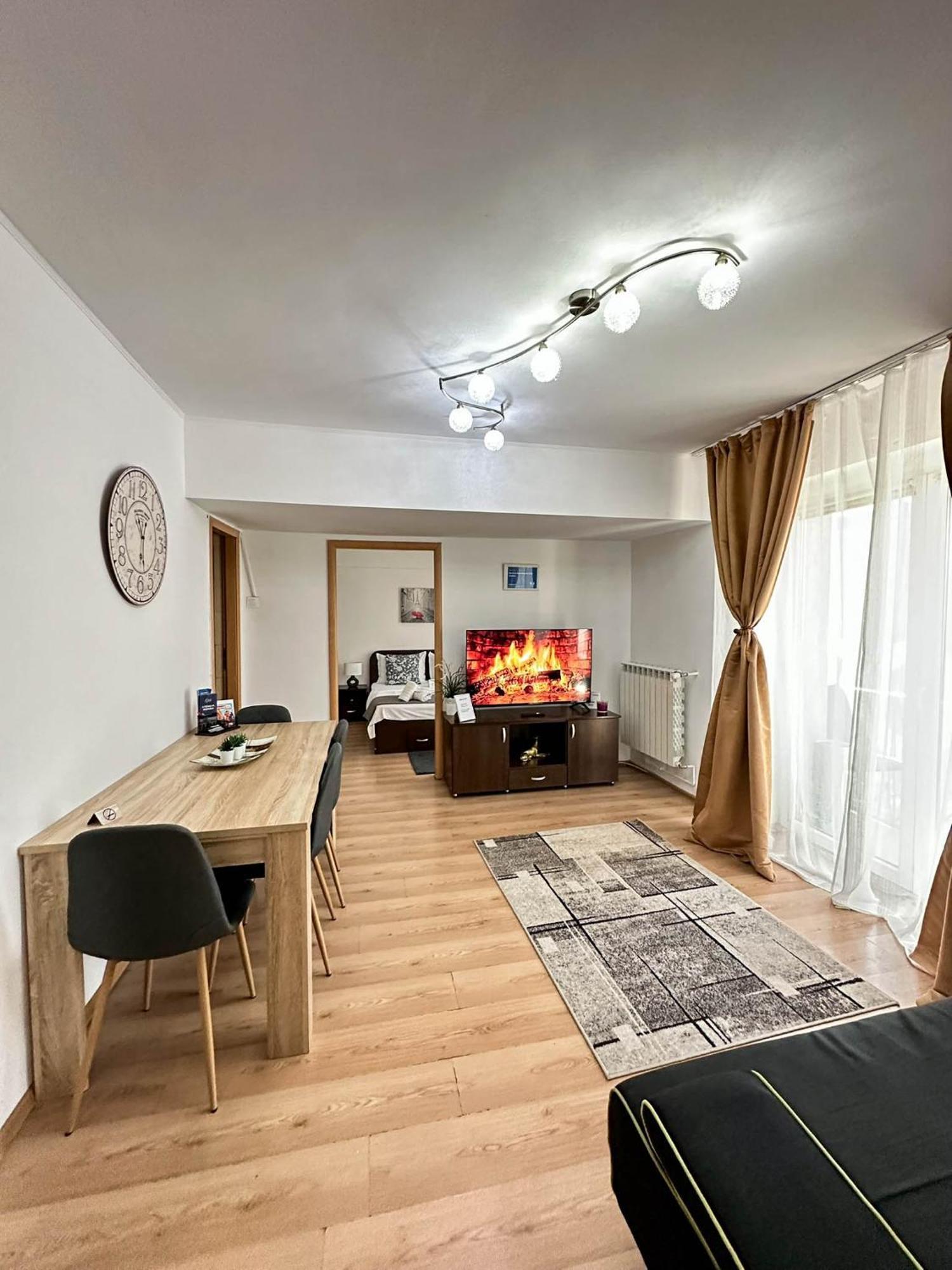 Sunrise Apartments City Center Bucureşti Ngoại thất bức ảnh