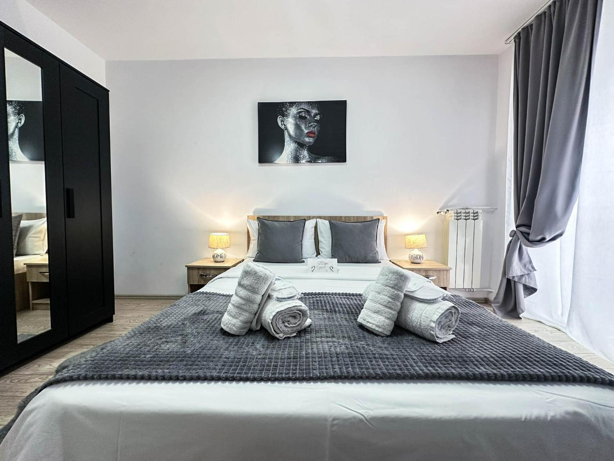 Sunrise Apartments City Center Bucureşti Ngoại thất bức ảnh